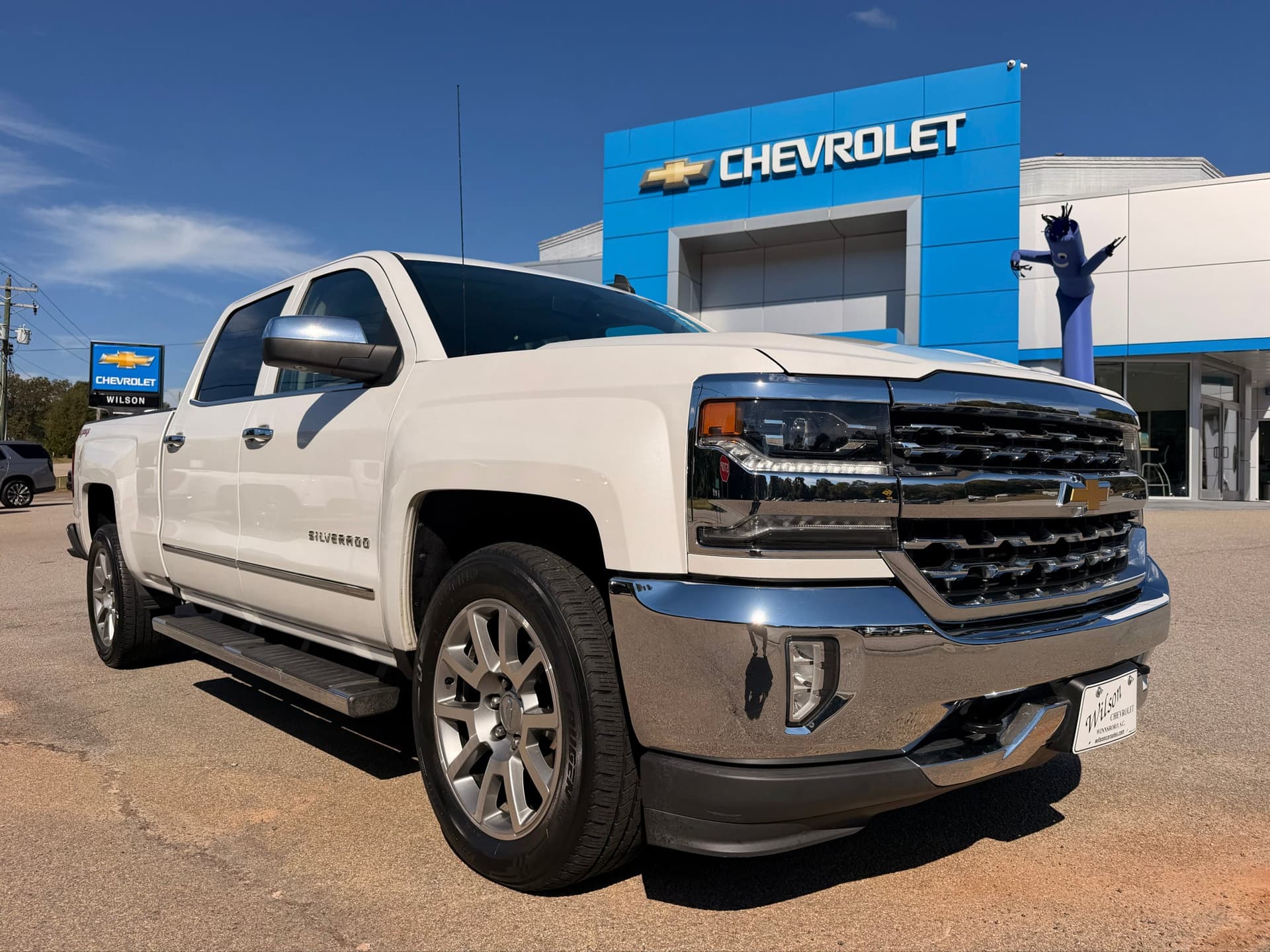 2018 Chevrolet Silverado 1500 LTZ — photo 1 of 5