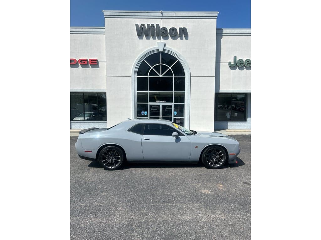 2021 Dodge Challenger R/T Scat Pack — photo 1 of 16