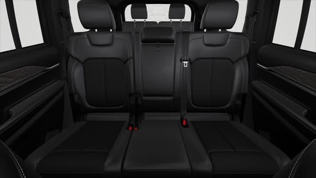 2027 Jeep Grand Cherokee Laredo Altitude — photo 1 of 5