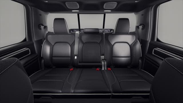 2027 RAM 1500 Laramie — photo 1 of 7