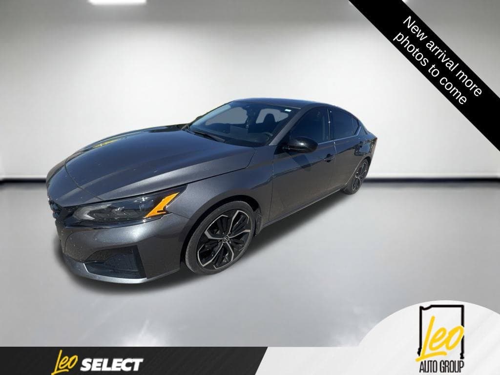 2024 Nissan Altima 2.5 SR — photo 1 of 9