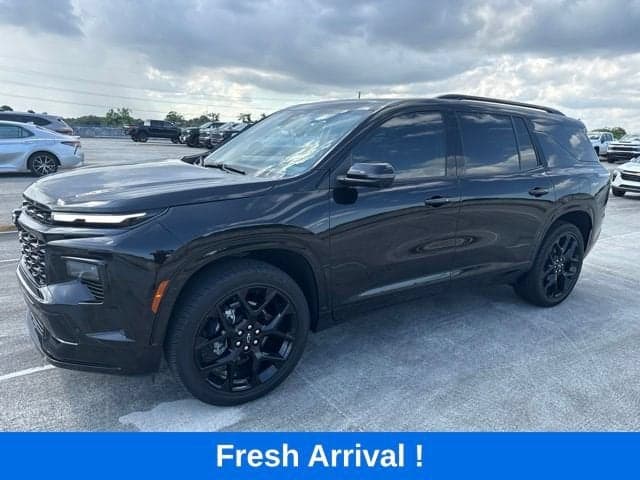 2026 Chevrolet Traverse FWD RS — photo 1 of 35