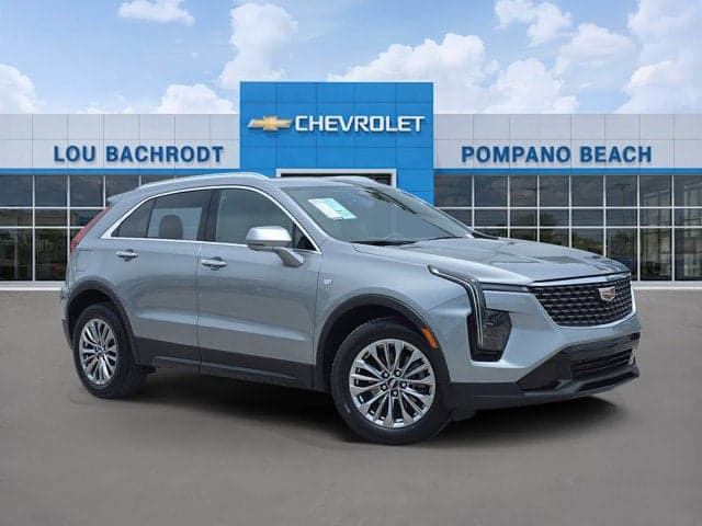 2025 Cadillac XT4 FWD Premium Luxury — photo 1 of 43