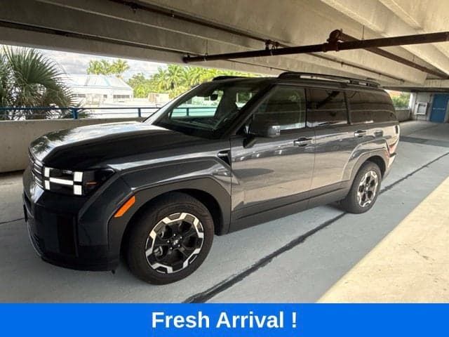 2025 Hyundai Santa Fe SEL — photo 1 of 5