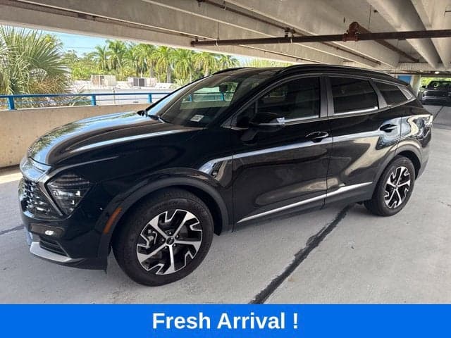 2025 Kia Sportage EX — photo 1 of 5