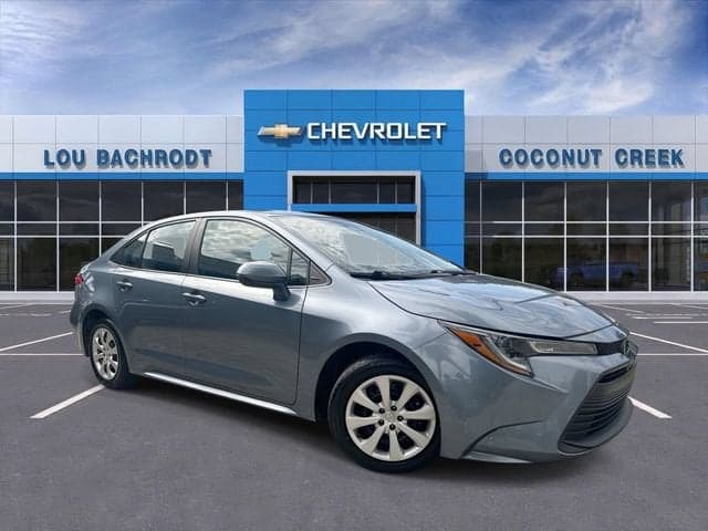 2024 Toyota Corolla LE — photo 1 of 36