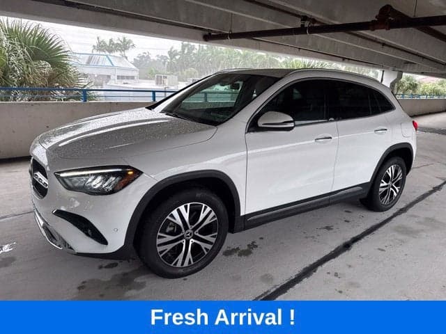 2025 Mercedes-Benz GLA GLA 250 — photo 1 of 38