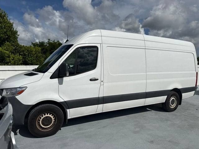 2023 Mercedes-Benz Sprinter Cargo Van Base — photo 1 of 10