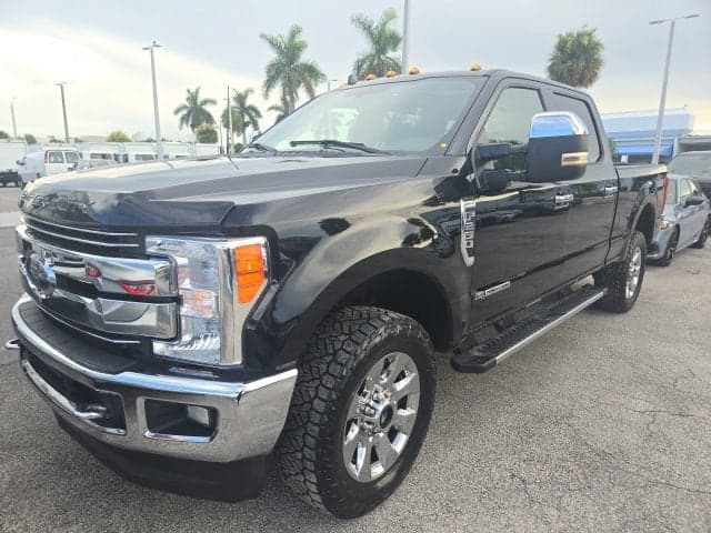 2019 Ford Super Duty F-250 SRW XL — photo 1 of 25