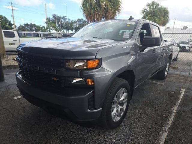 2021 Chevrolet Silverado 1500 Custom — photo 1 of 37