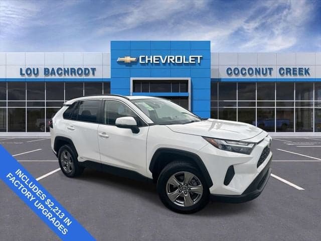 2023 Toyota RAV4 Hybrid XLE — photo 1 of 37