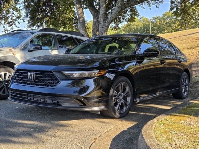 2023 Honda Accord Sedan EX — photo 1 of 5