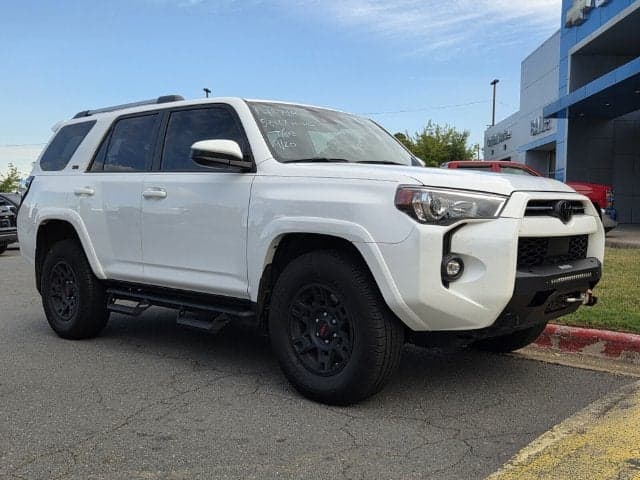 2023 Toyota 4Runner SR5 — photo 1 of 13