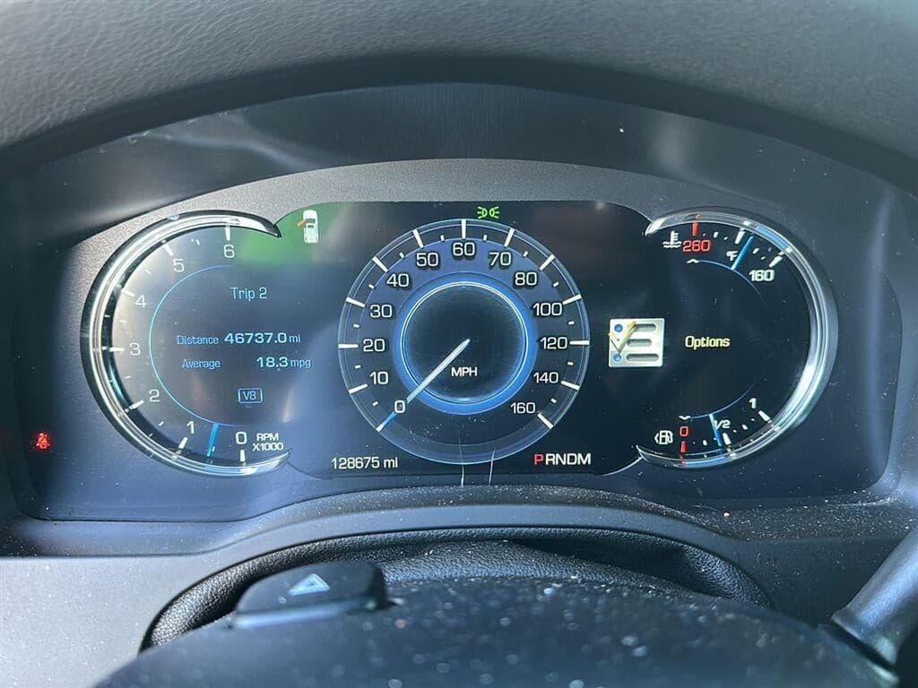 2016 Cadillac Escalade Luxury Collection — photo 1 of 10