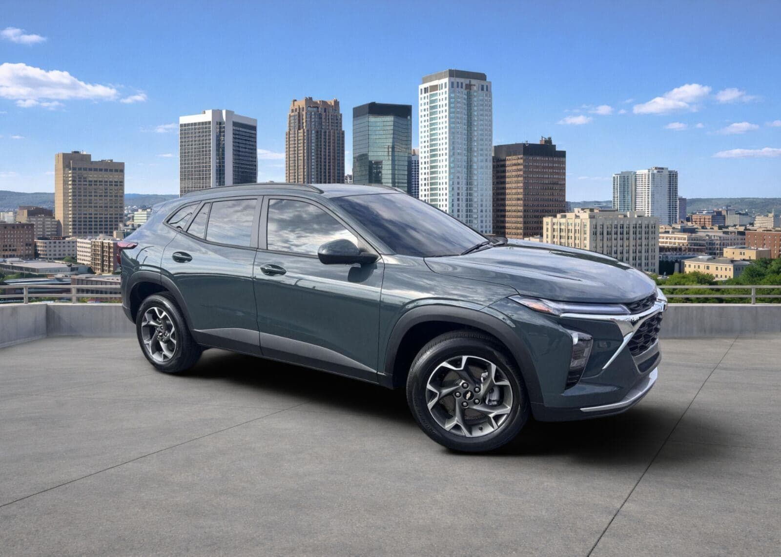 2025 Chevrolet Trax LT — photo 1 of 5