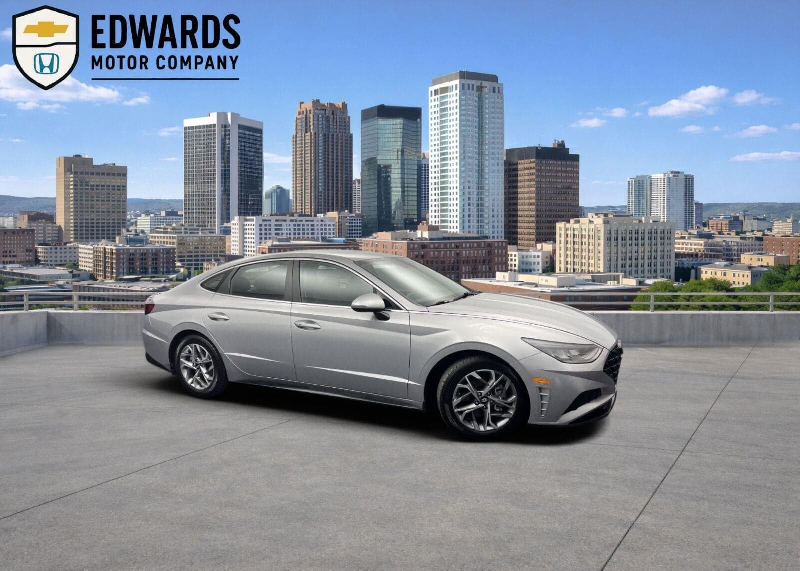 2023 Hyundai Sonata SEL — photo 1 of 5