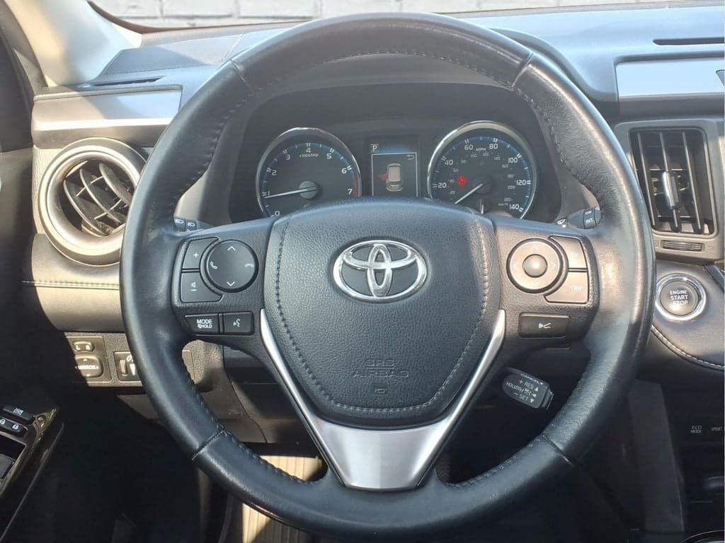 2017 Toyota RAV4 Limited AWD — photo 1 of 39