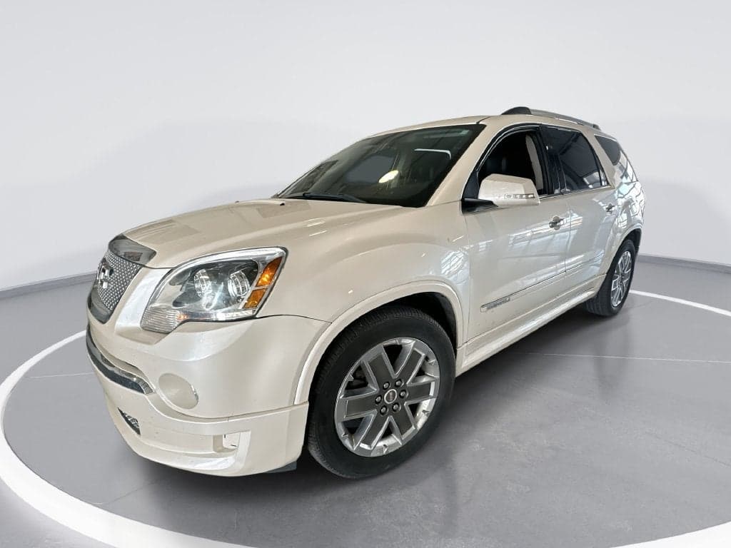 2011 GMC Acadia Denali — photo 1 of 5