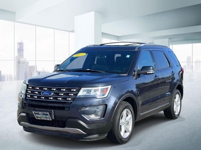 2017 Ford Explorer XLT — photo 1 of 50