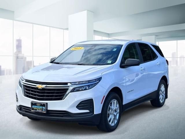 2023 Chevrolet Equinox LS — photo 1 of 49