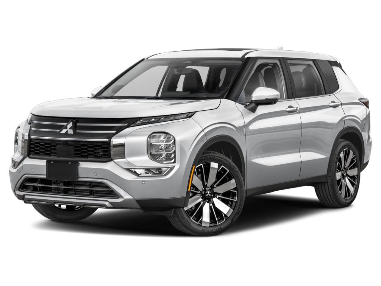 2025 Mitsubishi Outlander SE — photo 1 of 15