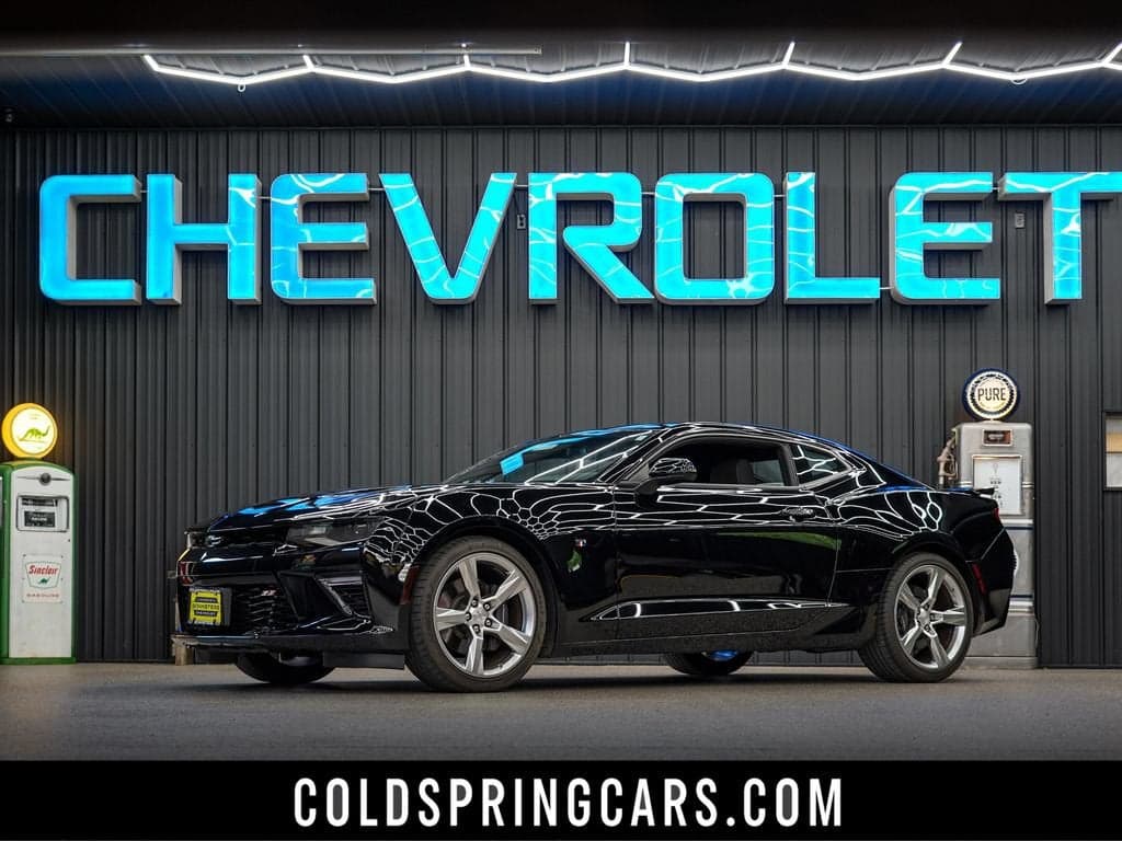 2017 Chevrolet Camaro 1SS — photo 1 of 45