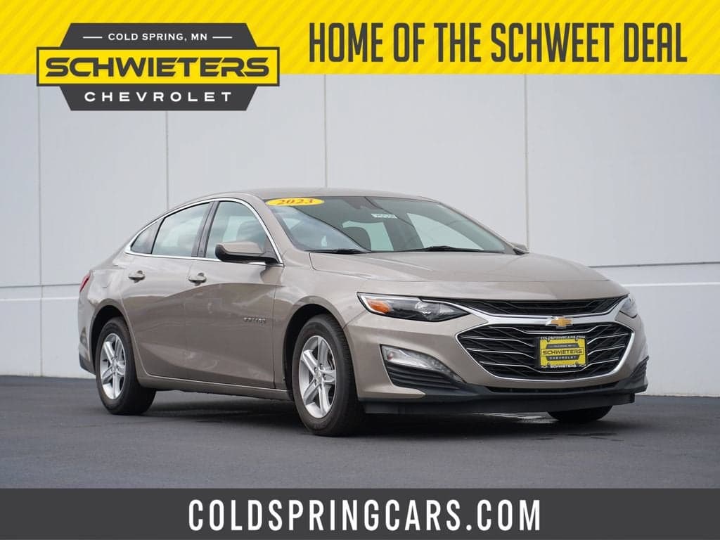 2023 Chevrolet Malibu LT — photo 1 of 50