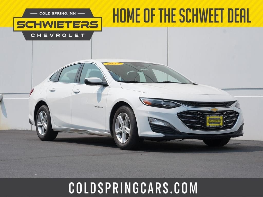 2023 Chevrolet Malibu LT — photo 1 of 49