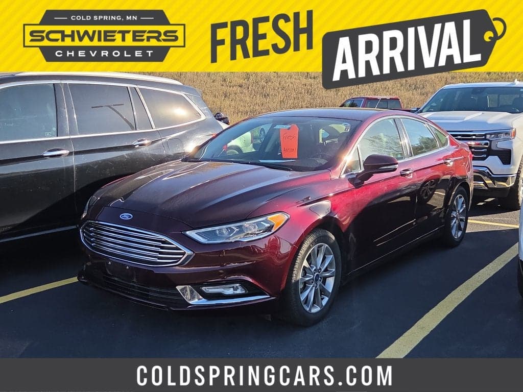 2017 Ford Fusion SE — photo 1 of 4