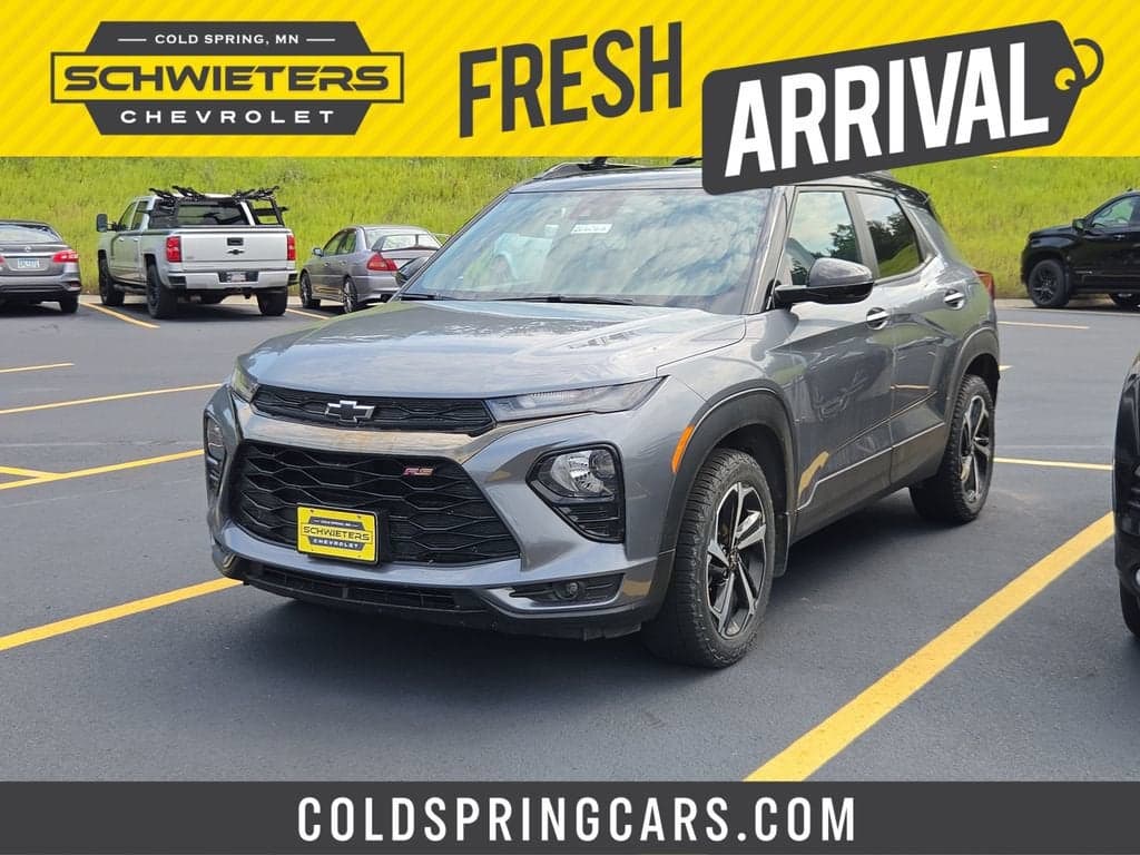 2021 Chevrolet Trailblazer RS — photo 1 of 5
