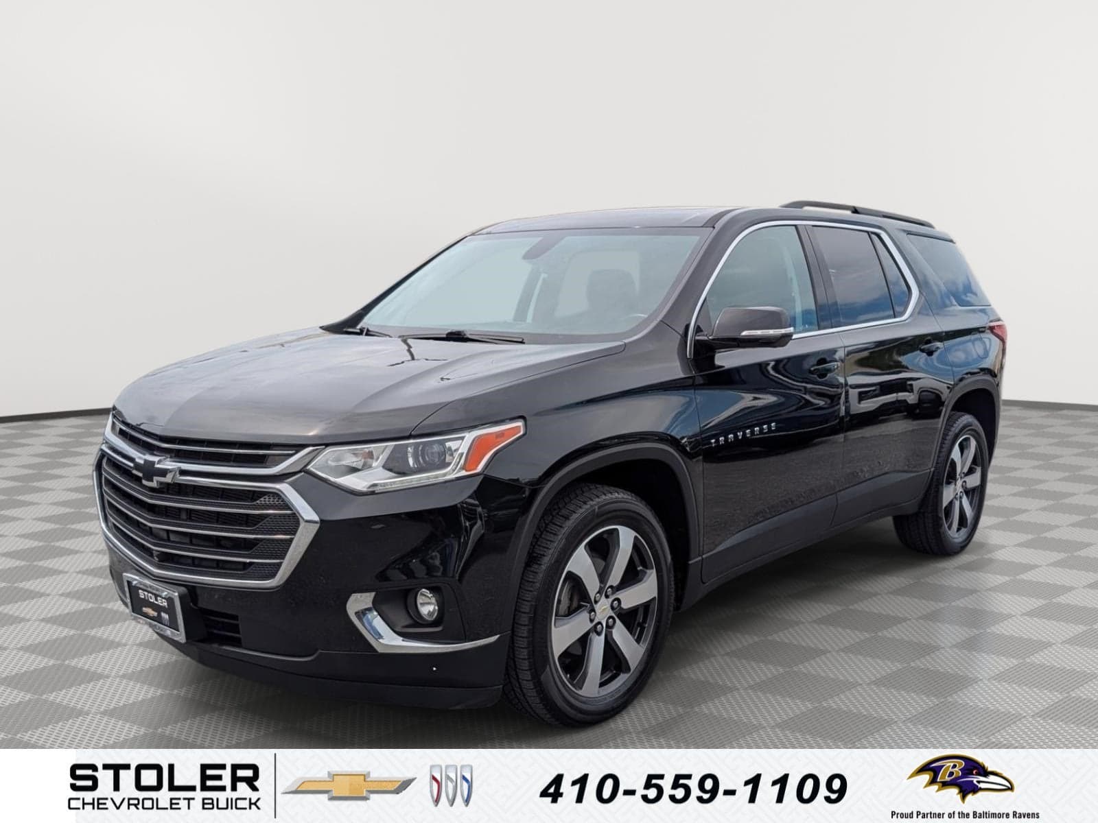 2020 Chevrolet Traverse LT Leather — photo 1 of 51