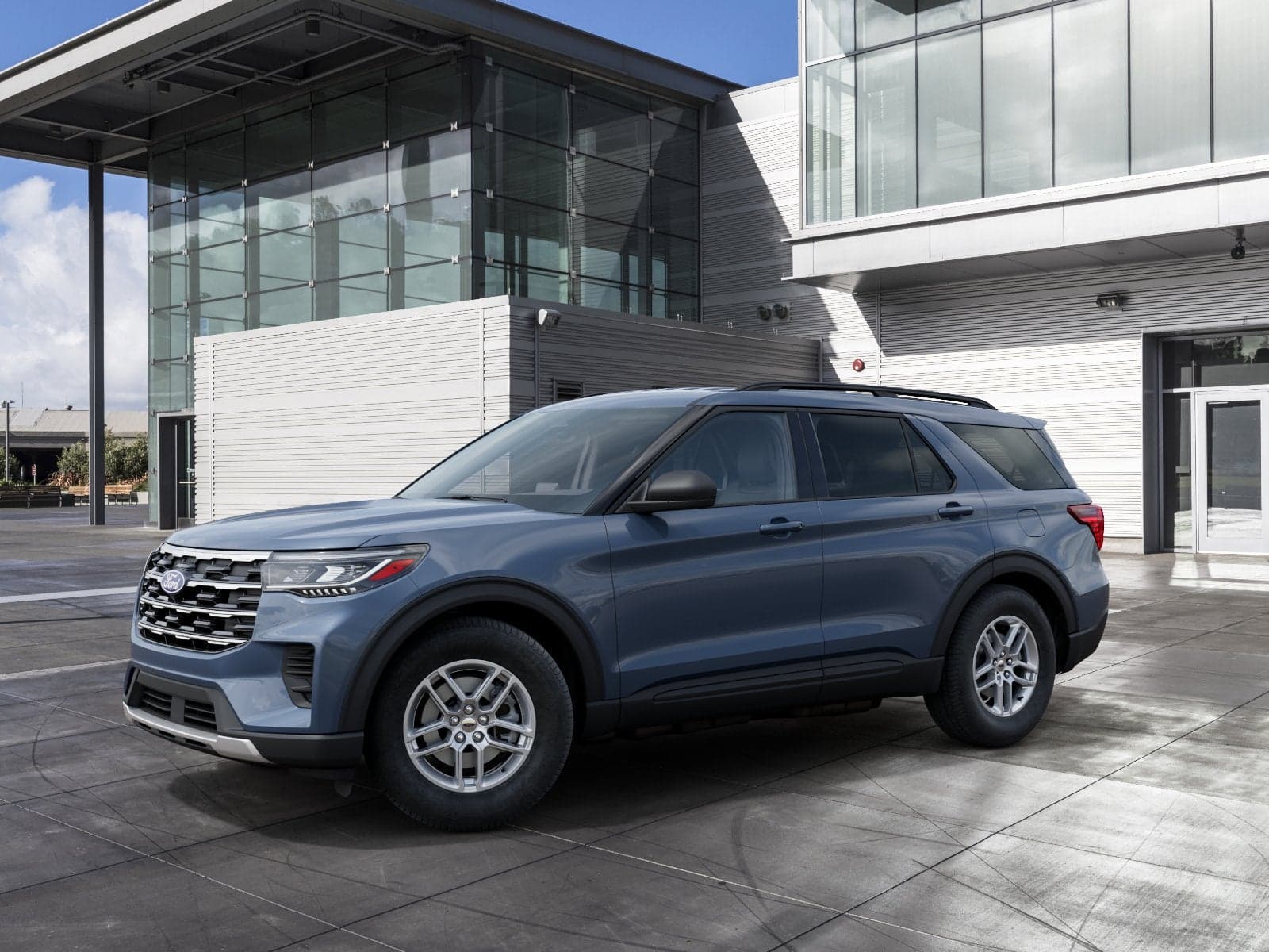 2027 Ford Explorer Base — photo 1 of 23