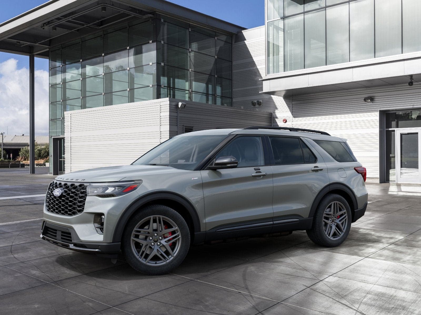 2027 Ford Explorer ST-Line — photo 1 of 5