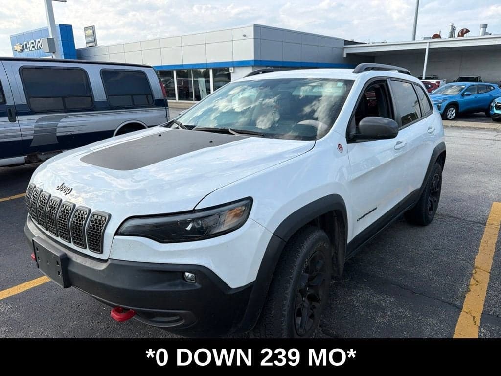 2021 Jeep Cherokee Trailhawk — photo 1 of 2