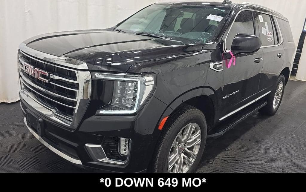 2023 GMC Yukon SLT — photo 1 of 17
