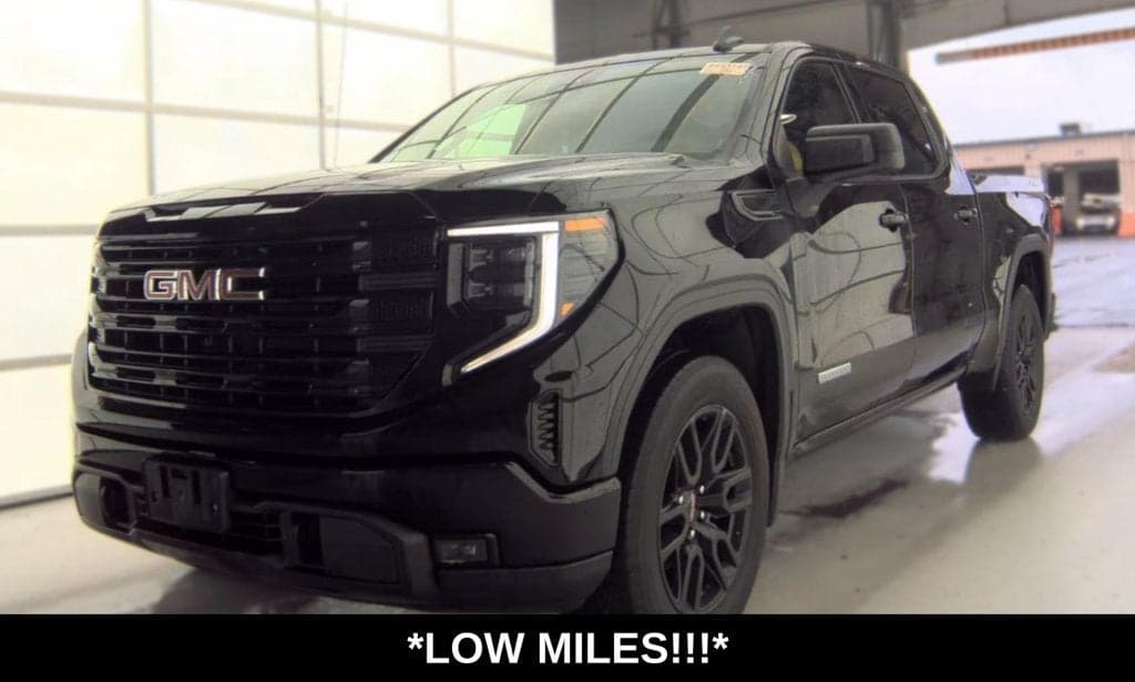 2023 GMC Sierra 1500 Elevation — photo 1 of 20