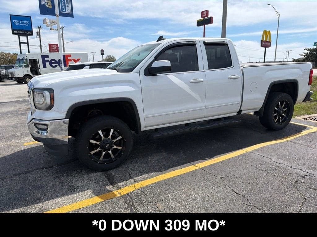 2017 GMC Sierra 1500 SLE — photo 1 of 5