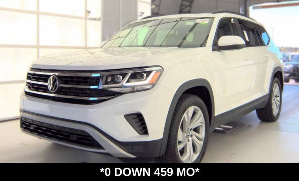 2023 Volkswagen Atlas 3.6L V6 SE w/Technology — photo 1 of 5