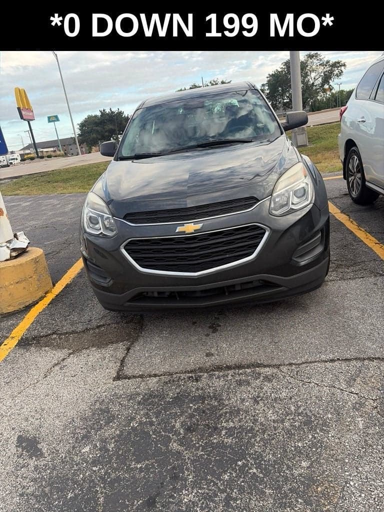 2017 Chevrolet Equinox LS — photo 1 of 5