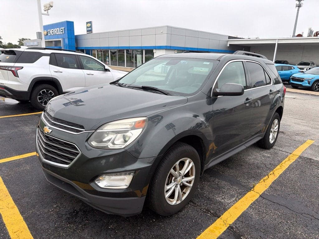 2017 Chevrolet Equinox LT — photo 1 of 5