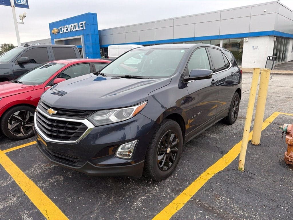 2018 Chevrolet Equinox LT — photo 1 of 5