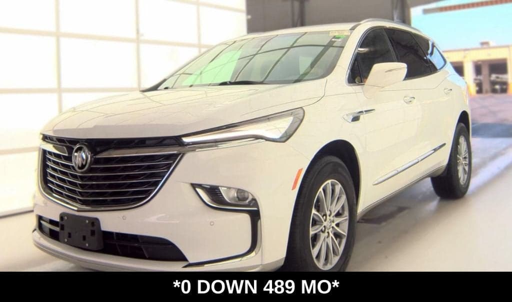 2023 Buick Enclave Essence — photo 1 of 20