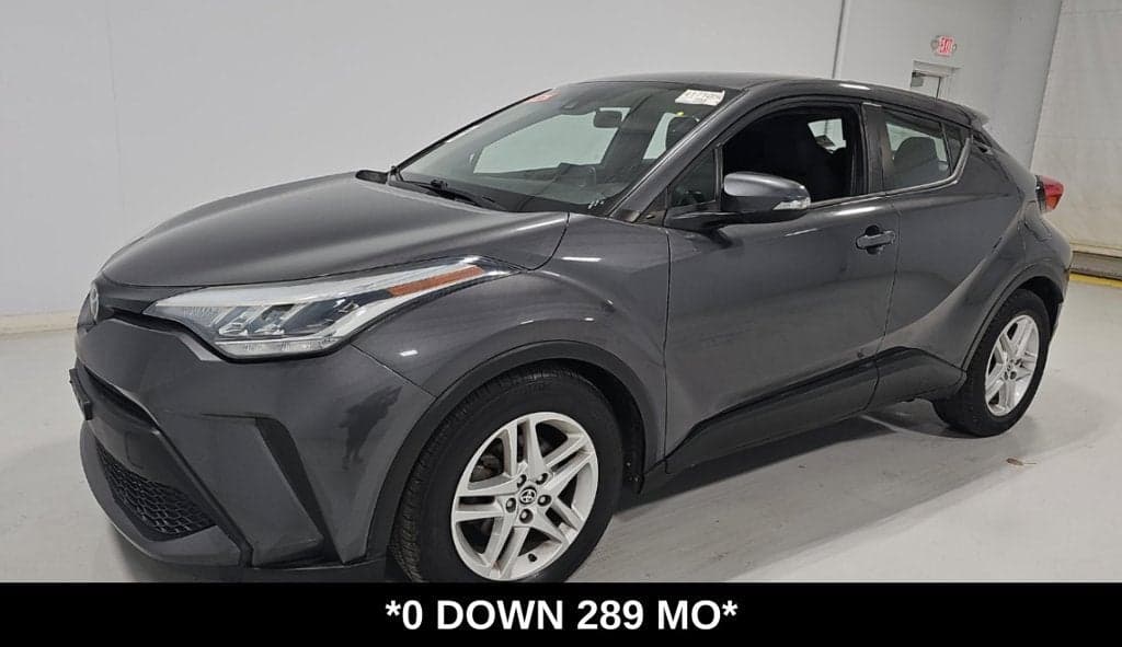 2020 Toyota C-HR LE — photo 1 of 5