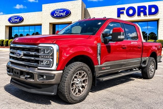 2023 Ford Super Duty F-350 SRW King Ranch — photo 1 of 5