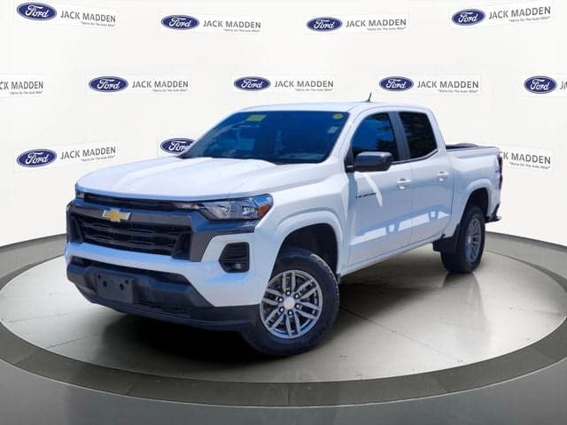 2023 Chevrolet Colorado LT — photo 1 of 38