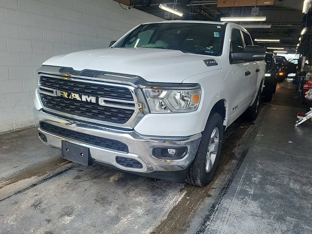 2024 RAM 1500 Big Horn — photo 1 of 9