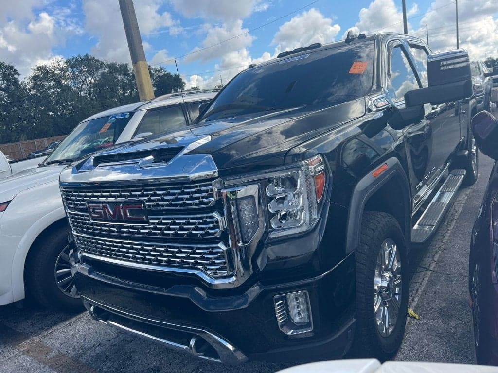 2020 GMC Sierra 2500HD Denali — photo 1 of 8
