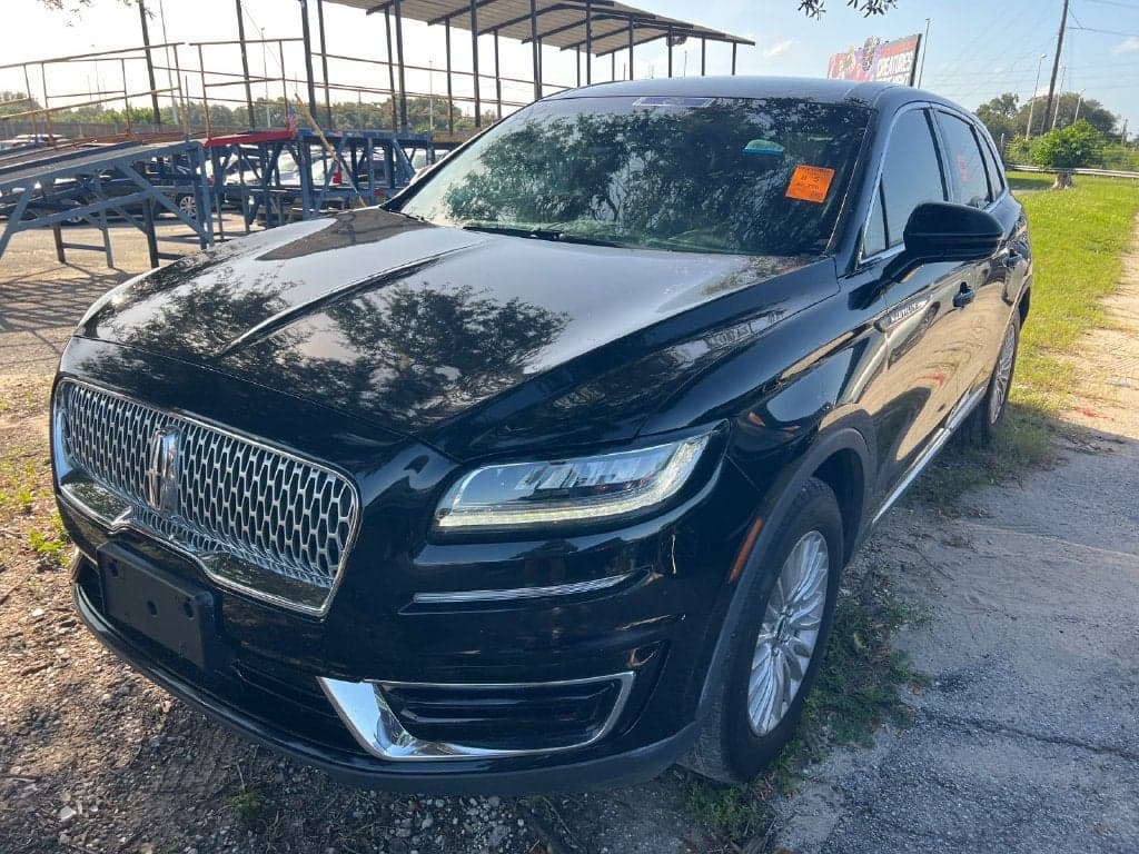 2019 Lincoln Nautilus Standard — photo 1 of 7