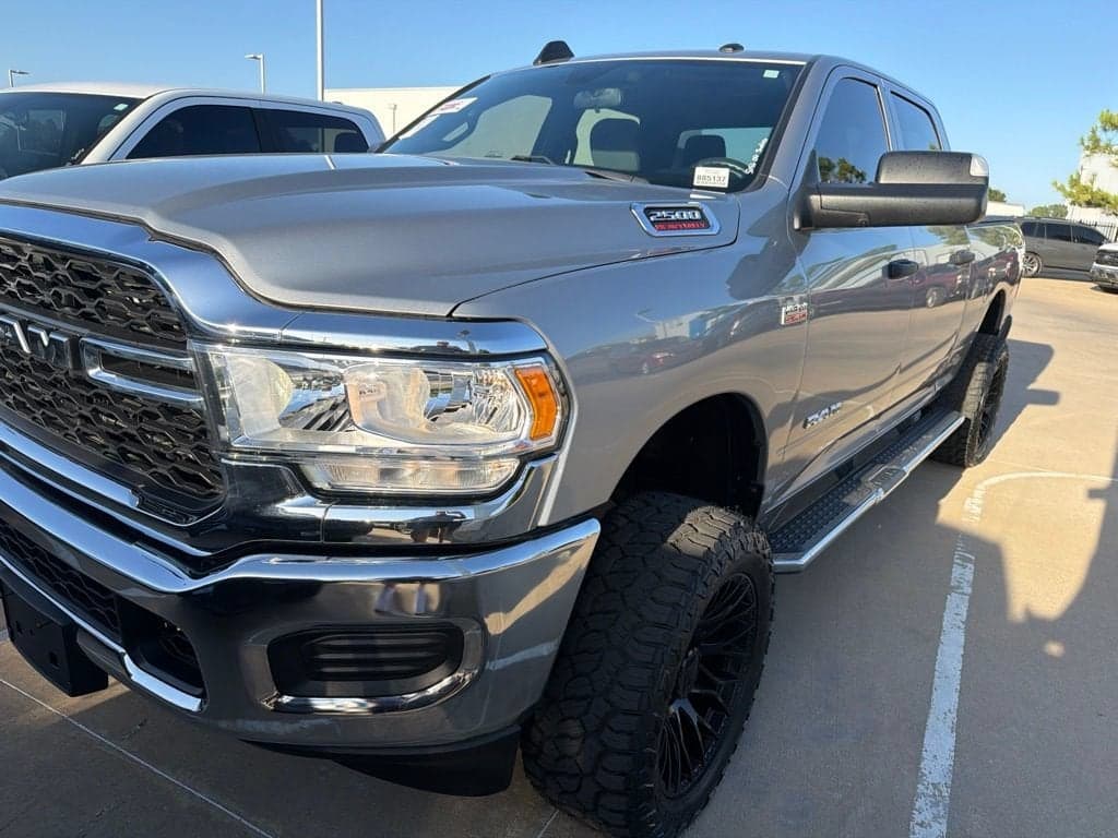 2022 RAM 2500 Tradesman — photo 1 of 14
