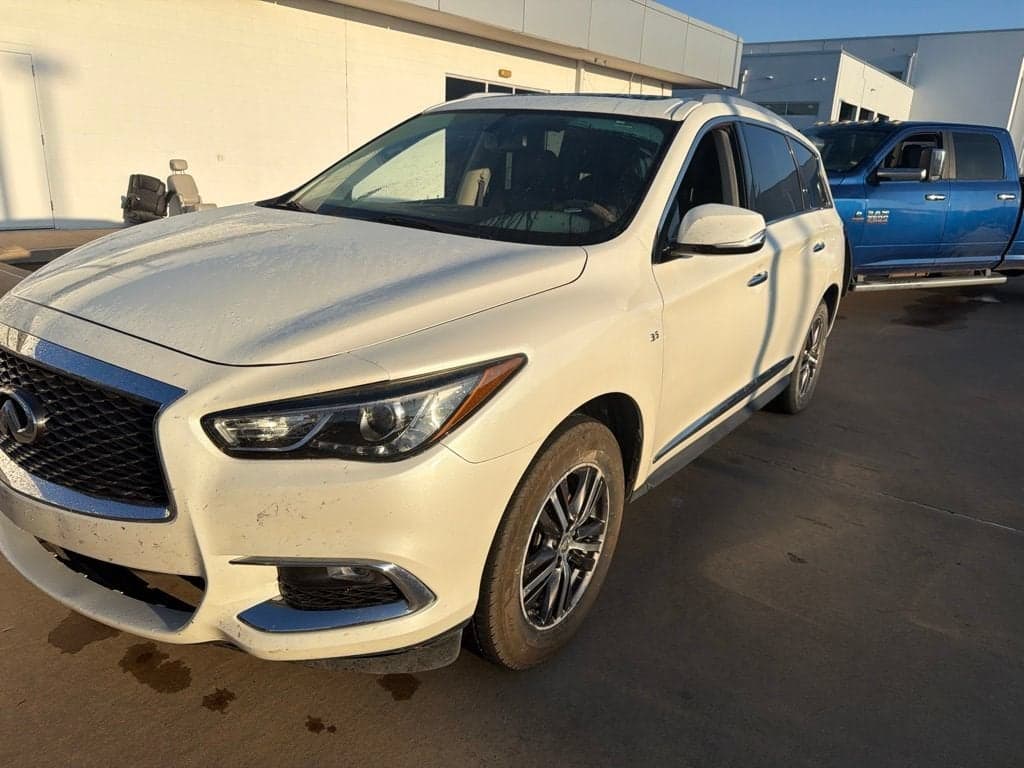 2018 INFINITI QX60 Base — photo 1 of 4